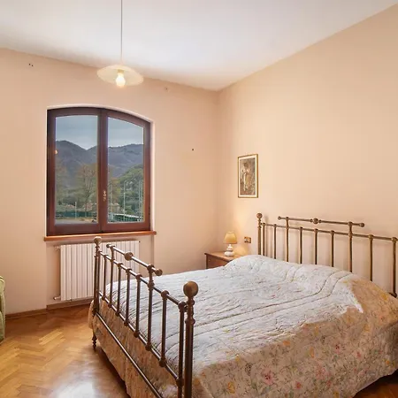 Apartment Casa Lilli Pieve di Teco